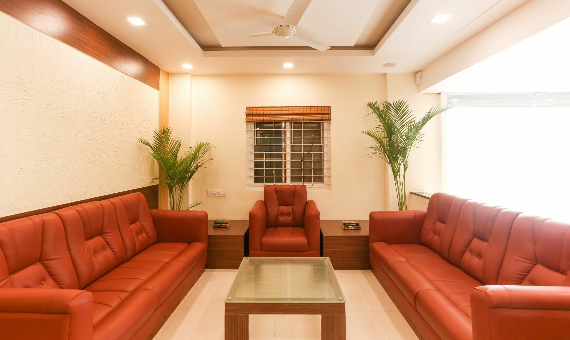 Itsy Hotels Worldtree Bellandur Bangalore Exterior foto